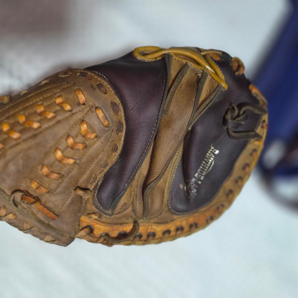 VINTAGE KING CATCHERS MITT GLOVE